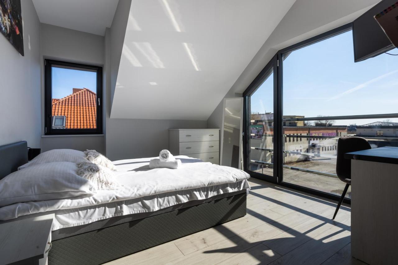 Noclegijarocin Bed & Breakfast Luaran gambar
