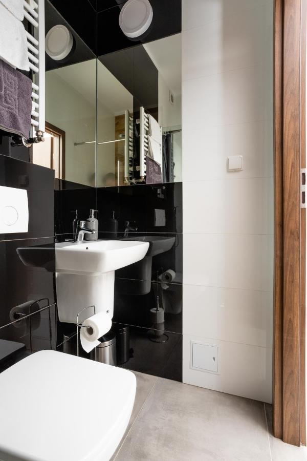Noclegijarocin Bed & Breakfast Luaran gambar